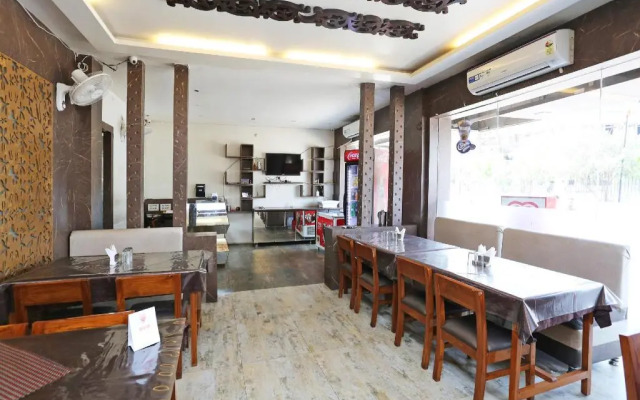 Hotel Pearl by OYO Rooms