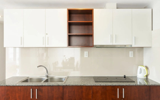 Paris Nha Trang  & Apartment