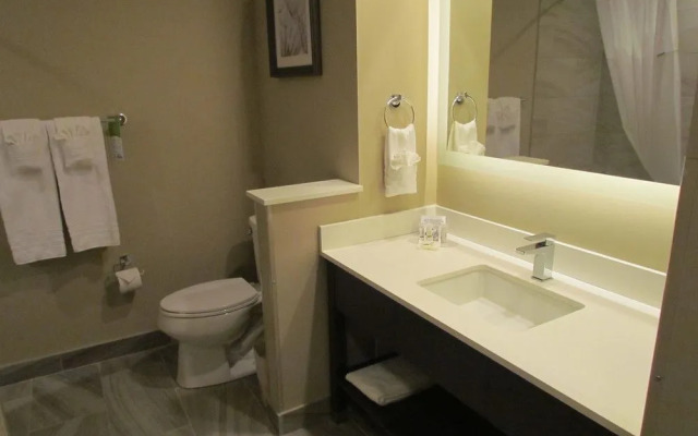 Days Inn and Suites Airdrie