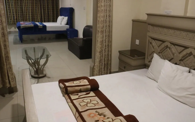 Rysons Continental Hotel