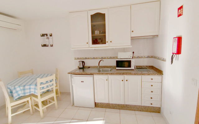 Apartamentos Vale de Carros by Umbral