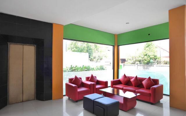 艾里巴厘岛島丹帕沙西弗洛勒斯島 5 號飯店(Airy Denpasar Barat Pulau Flores 5 Bali)