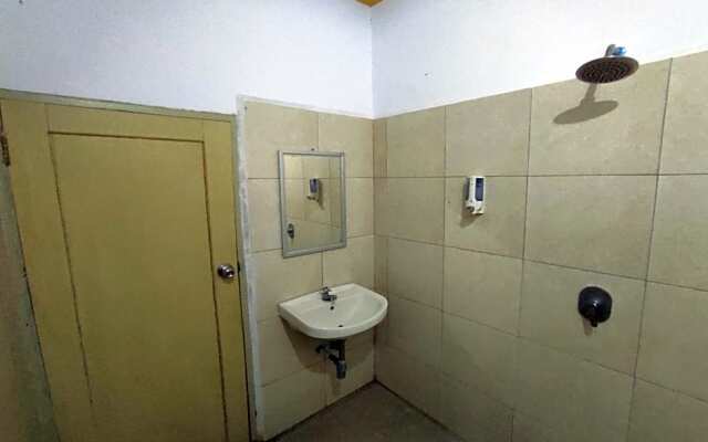 Capital O 91650 Hotel Pratama