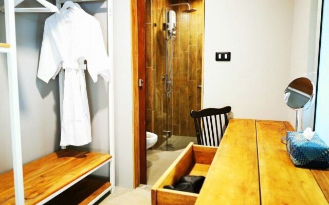 Dugong Village-Green Hotel