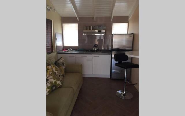Cozy studio apartment with private jacuzzi
