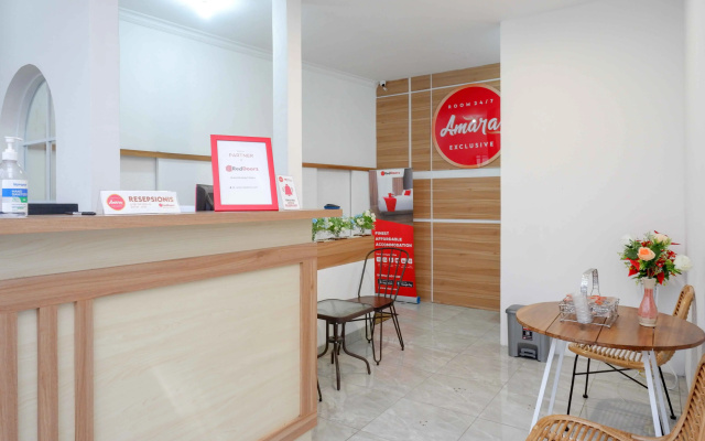 RedDoorz near Rita Super Mall Purwokerto