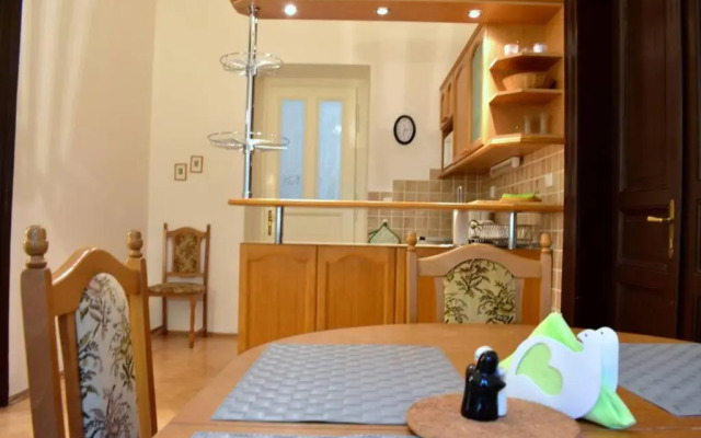 AIRSTAY PRAGUE - 3 BEDROOM residence with SAUNA