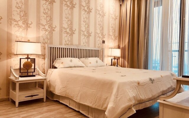 Zahoo House - Vinhomes Golden River