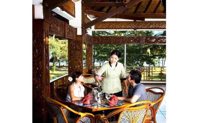 Surya Pesona Beach Hotel
