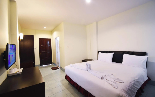 Paripas Express Hotel Patong