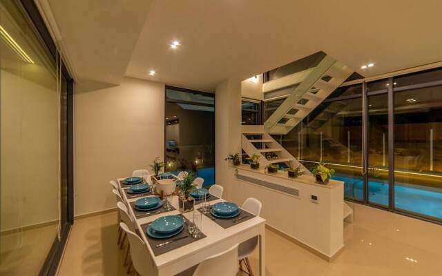Luxury Villa Glass - 200 Meters From The Beach no6