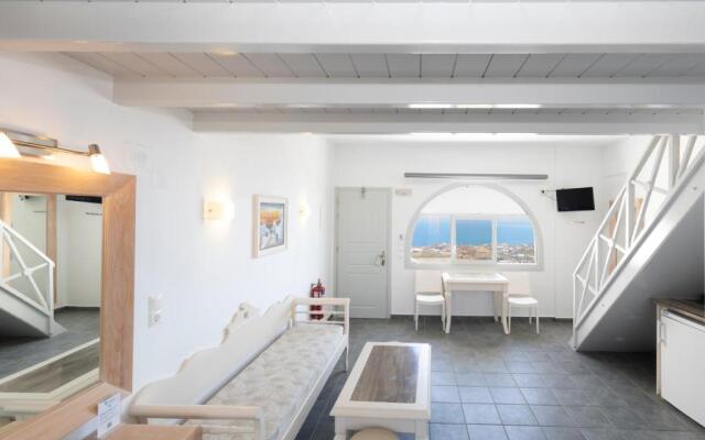 Erato Apartments