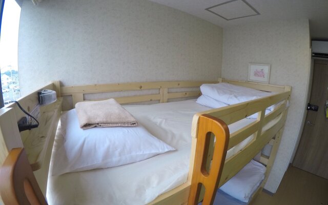 Daruma Guesthouse Narita