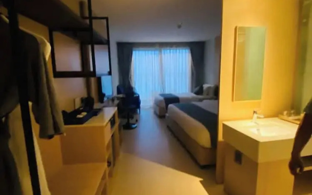 Arena Cam Ranh Beachfront Condotel