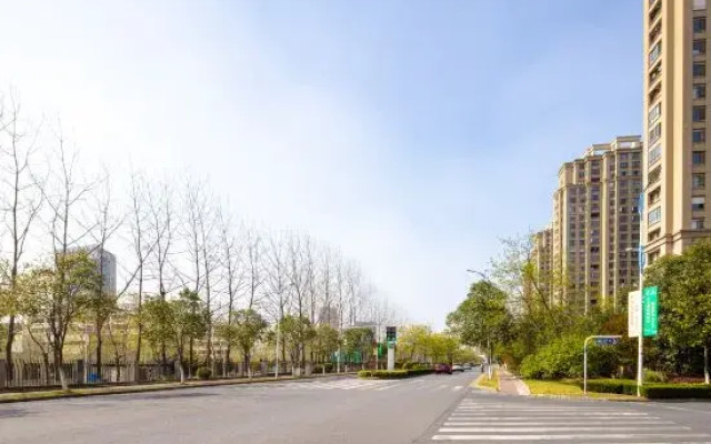 Fengji Hotel (Nanjing Jiangning University Town)