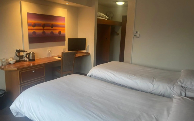 Premier Inn Warrington South