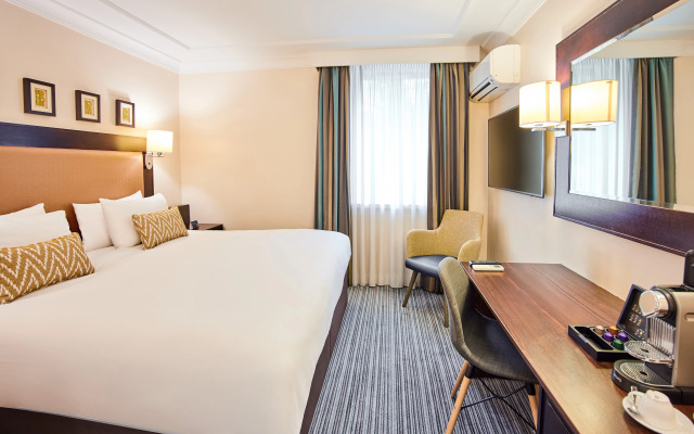 Thistle London Heathrow Terminal 5