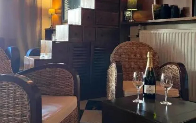 Hotel du Pot d'Etain