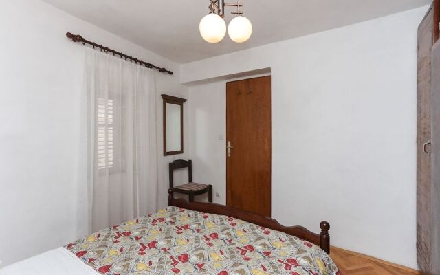 Apartment Ikana
