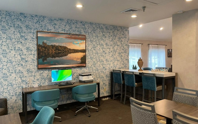 Best Western Fishkill Inn & Suites