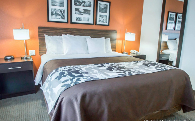 Sleep Inn & Suites Riverfront