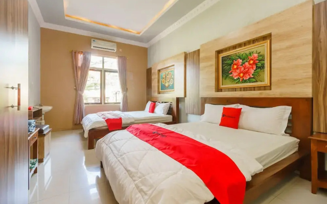 RedDoorz Resort Premium @ Sangkan Hurip Kuningan
