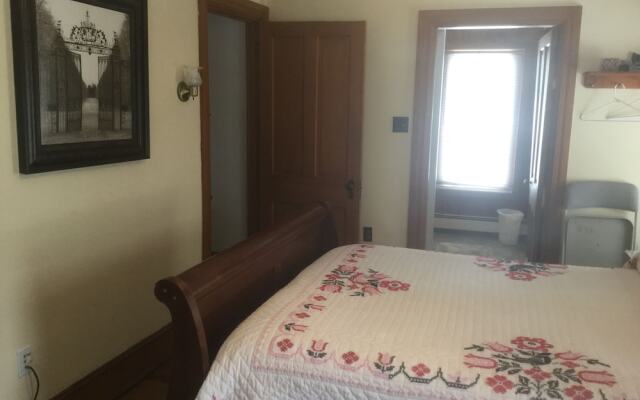 Blue Rock Bed and Breakfast