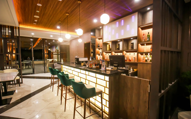 Asialink Hotel By Prasanthi
