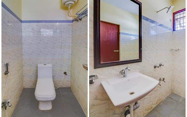 OYO Home 78223 Compact Studio @ Annasalai