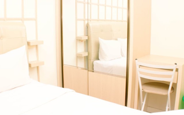 Homey And Nice 2Br At Meikarta Apartment