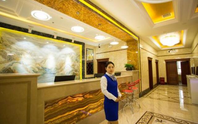 Kuerle Jinrun Holiday Hotel Airport Road