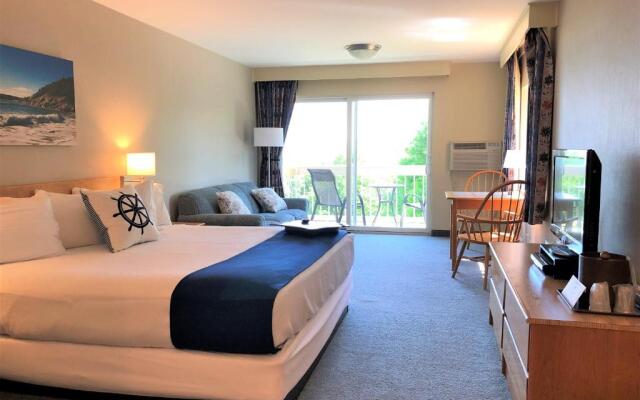 Atlantic Eyrie Lodge