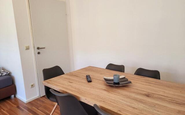 Real Living Apartments Vienna - Schweglerstrasse