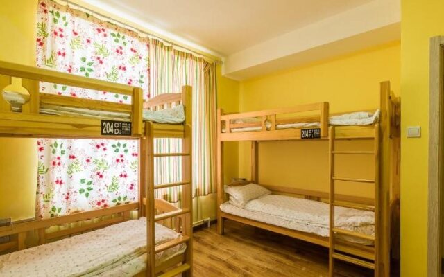 Dalian Buzz Light Year Youth Hostel