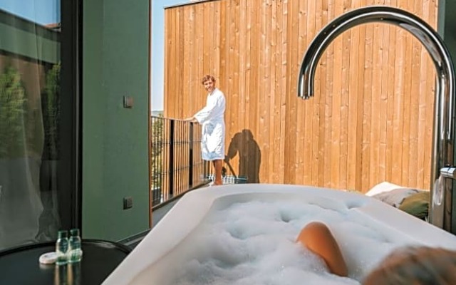 Floris Green Suites by Parc Hotel Florian