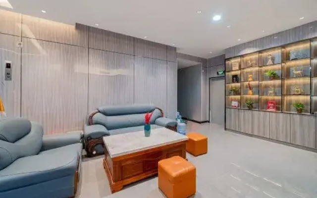 Hongsheng Business Apartment (Chaonan Bus Terminal)