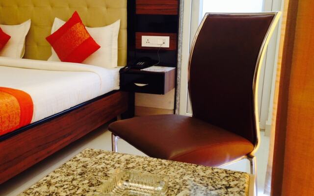 Hotel Sai Village Cyber Park