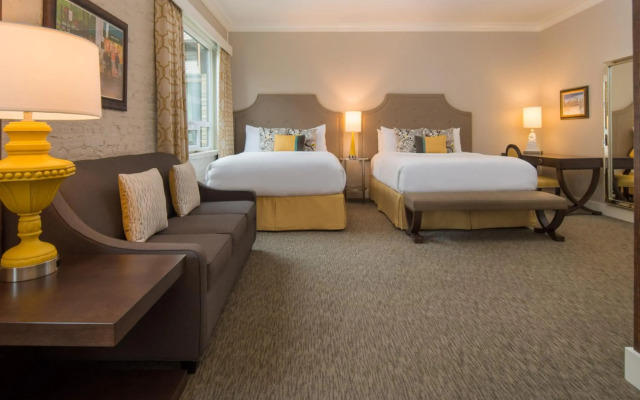 Mark Spencer Hotel
