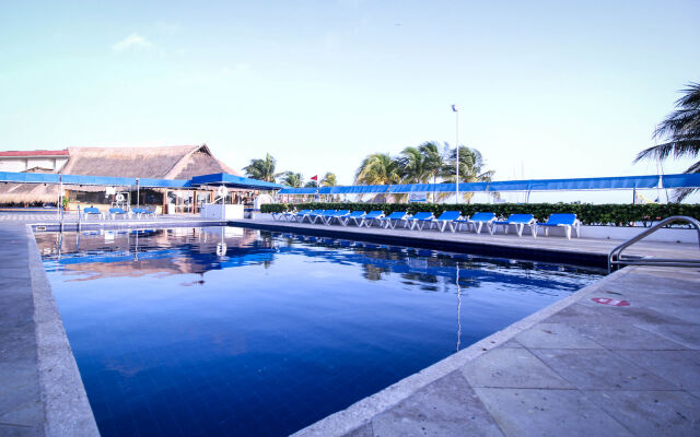 Aquamarina Beach Resort