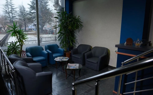 Kayi Otel