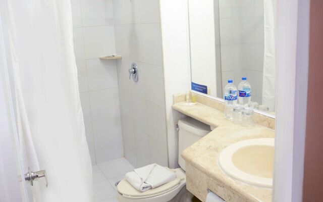 Days Inn by Wyndham Minatitlan