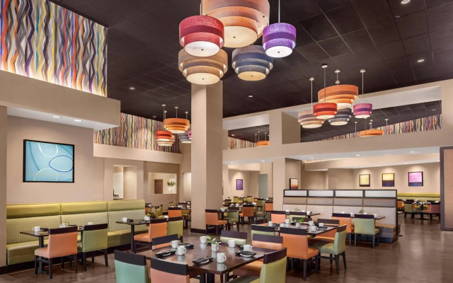 Delta Hotels by Marriott Anaheim Garden Grove