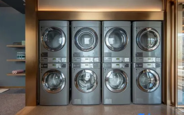 Shenzhen Pingshan Kengzi Subway Station Atour Hotel