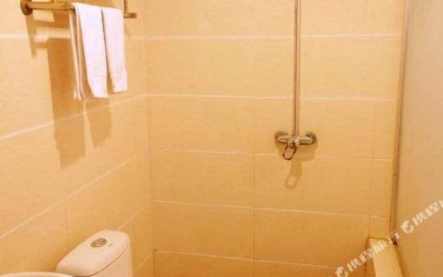 Yiju Hotel (Pingding Shandong An Road)