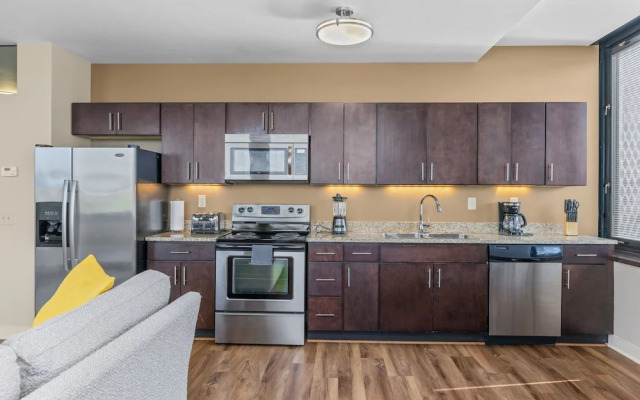 Sleek 2BR Downtown Retreat with Gym