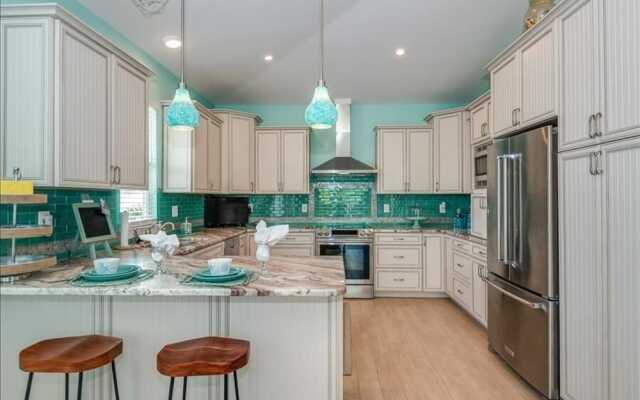 343 Gulf Blvd - 4Br Home