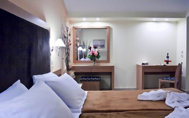 Hotel Serenity Tolo