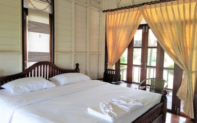Khao Nam Khang Resort