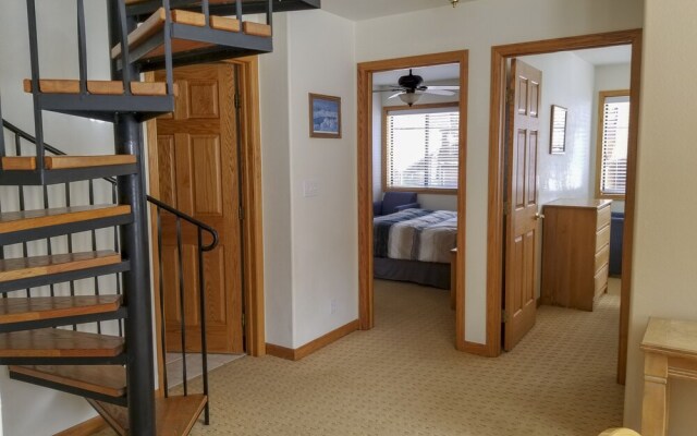 Alpenglow Vacation Rentals