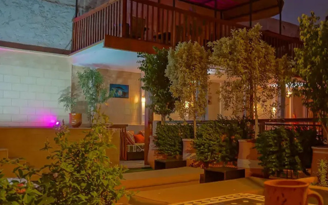 Riad Kalé Polis